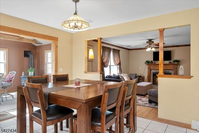 9 Carriage Ln, Hardyston Twp., NJ 07419