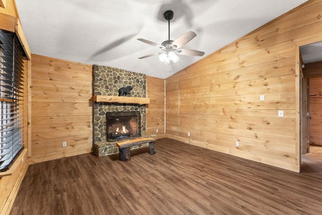 279 Cindy Cove Road, Blairsville, GA 30512