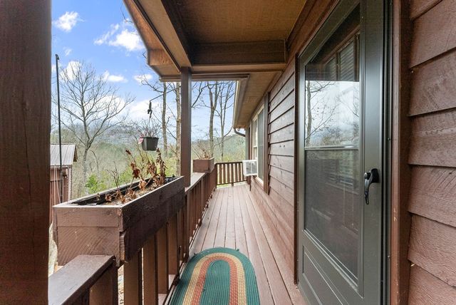 279 Cindy Cove Road, Blairsville, GA 30512