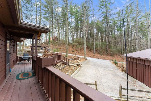279 Cindy Cove Road, Blairsville, GA 30512