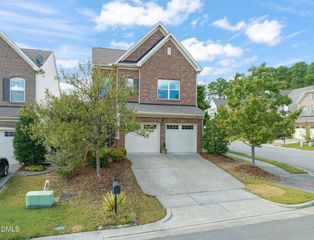 1002 Spacious Skies Lane, Durham, NC 27703