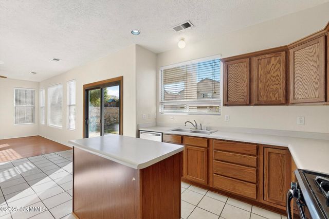 2527 Candlewood Circle, Las Cruces, NM 88011