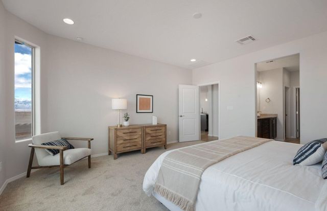 6331 Angelou Lane NW, Albuquerque, NM 87120