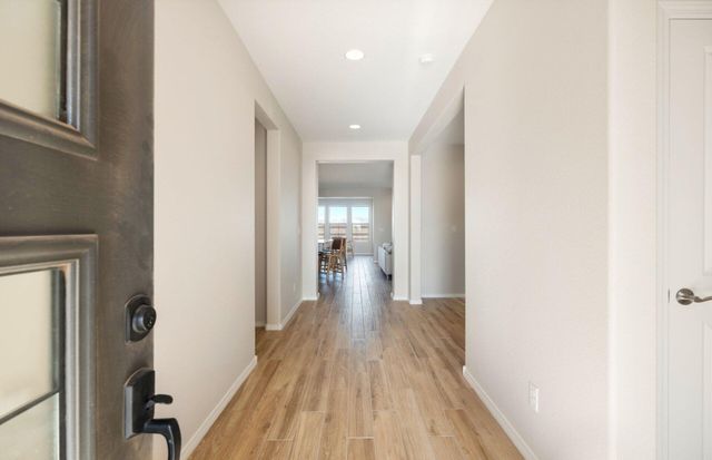 6331 Angelou Lane NW, Albuquerque, NM 87120