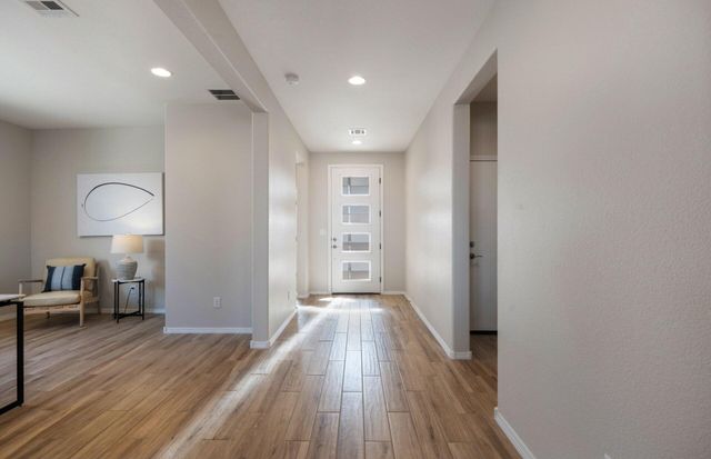 6331 Angelou Lane NW, Albuquerque, NM 87120