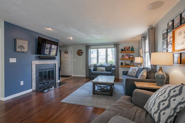 63 Norma Drive, Nashua, NH 03062