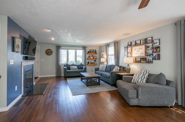 63 Norma Drive, Nashua, NH 03062