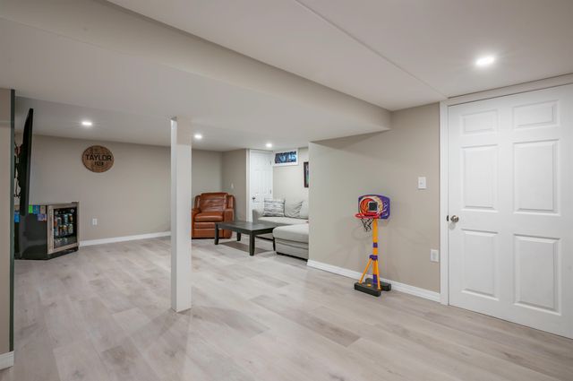 63 Norma Drive, Nashua, NH 03062