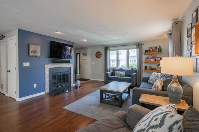 63 Norma Drive, Nashua, NH 03062