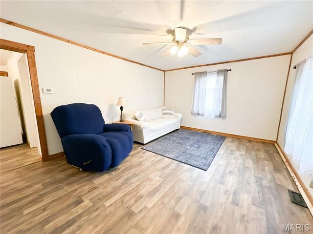 7 N Warfel Street, Salem, MO 65560