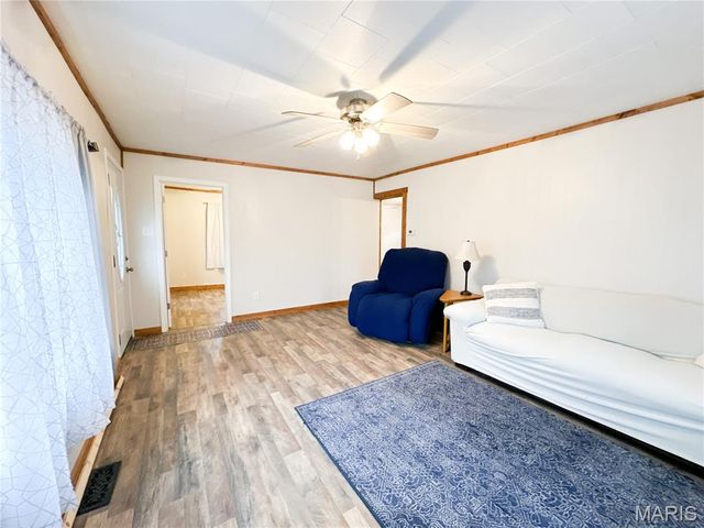 7 N Warfel Street, Salem, MO 65560