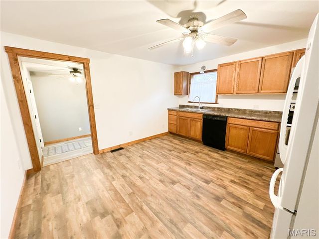 7 N Warfel Street, Salem, MO 65560