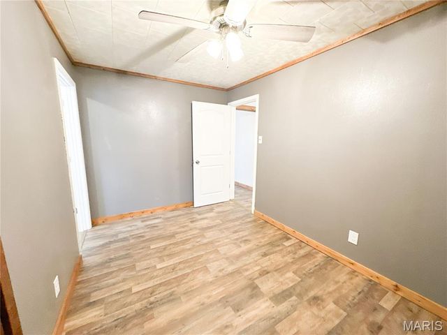 7 N Warfel Street, Salem, MO 65560