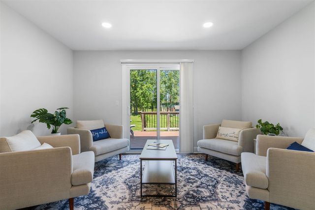 980 Serenity Way, Ann Arbor, MI 48103