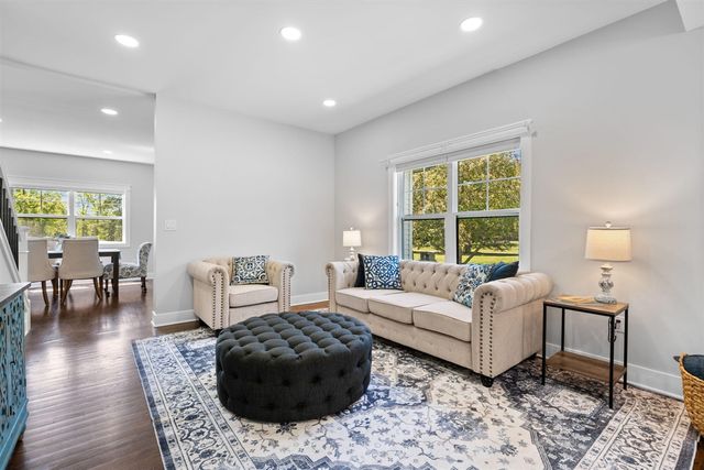 980 Serenity Way, Ann Arbor, MI 48103