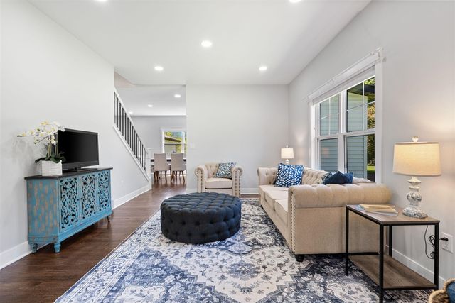 980 Serenity Way, Ann Arbor, MI 48103