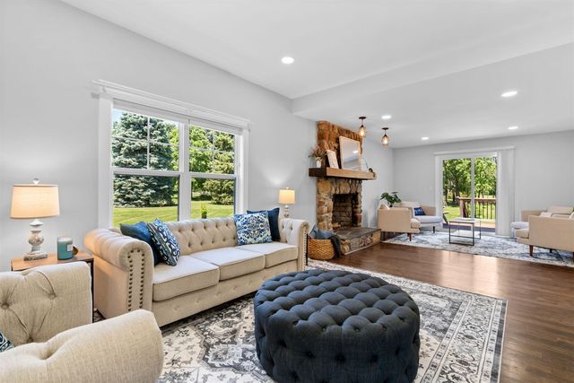 980 Serenity Way, Ann Arbor, MI 48103