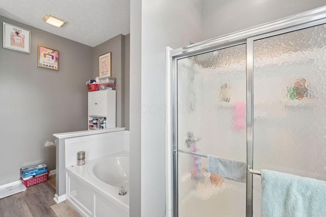 5967 Naughten Pond Drive, Columbus, OH 43213