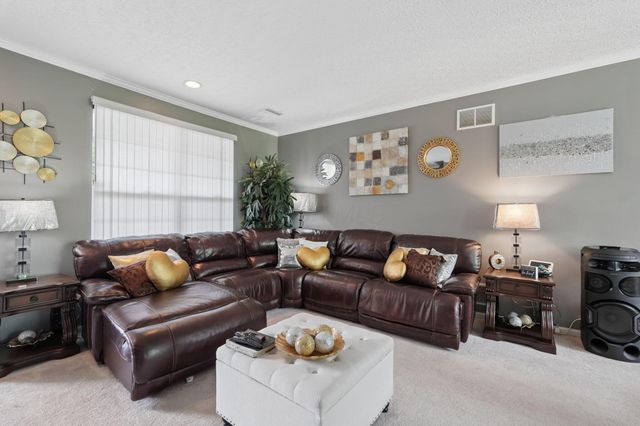 5967 Naughten Pond Drive, Columbus, OH 43213