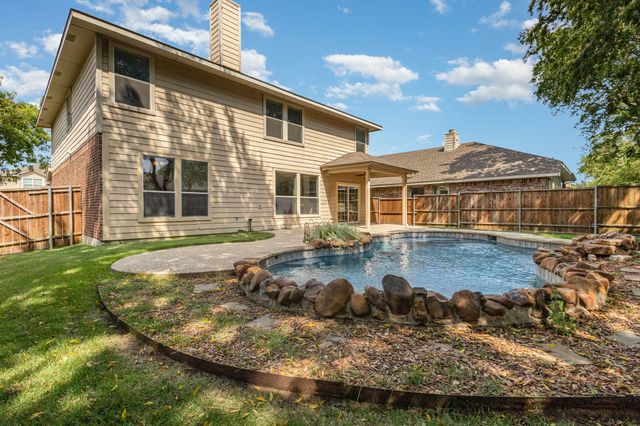 6913 Willow Crest Drive, Mckinney, TX 75070