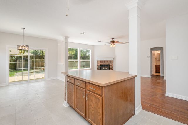 6913 Willow Crest Drive, Mckinney, TX 75070