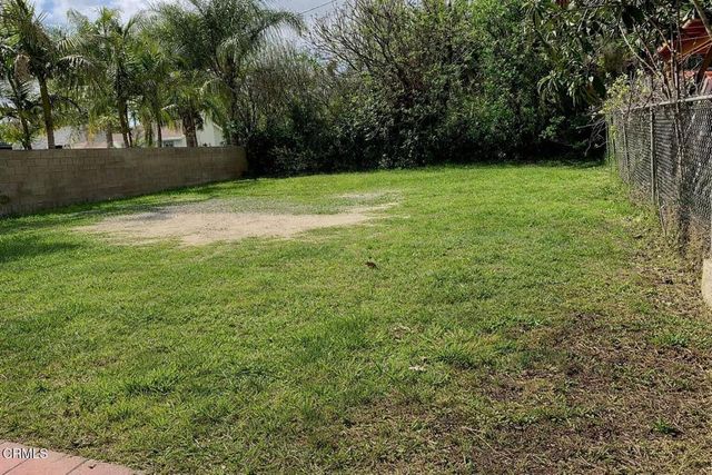 1023 E Elmwood Avenue, Burbank, CA 91501