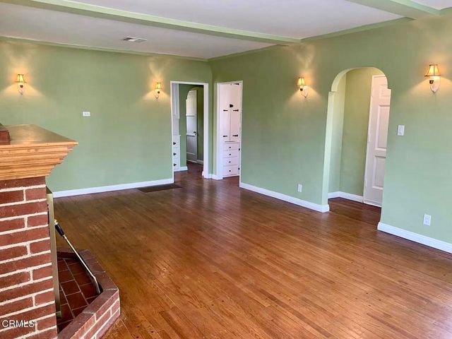 1023 E Elmwood Avenue, Burbank, CA 91501