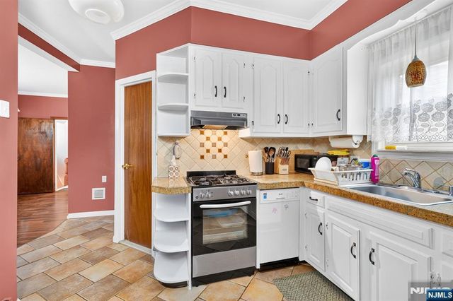 9 Cambridge Avenue, Garfield, NJ 07026
