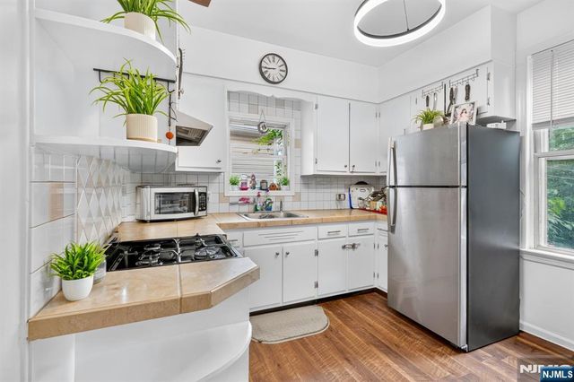 9 Cambridge Avenue, Garfield, NJ 07026