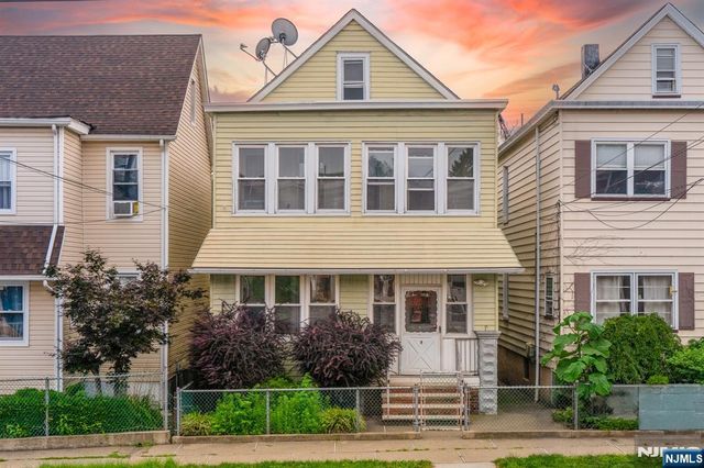 9 Cambridge Avenue, Garfield, NJ 07026