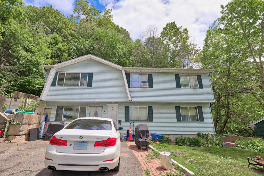 28 Oldham Avenue, Waterbury, CT 06705