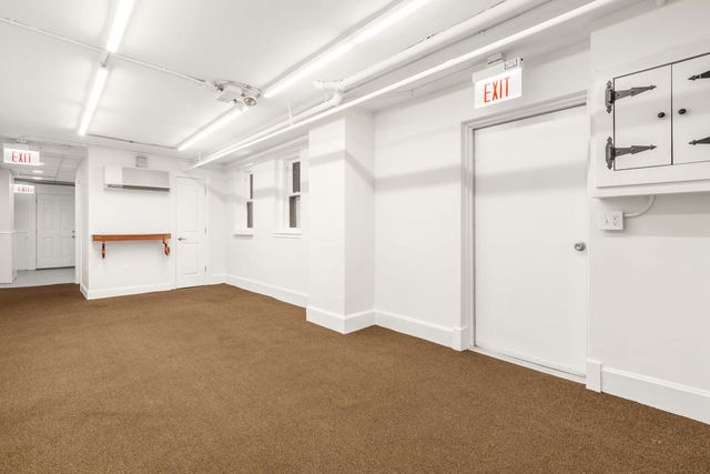 532 W Fullerton Parkway, Chicago, IL 60614