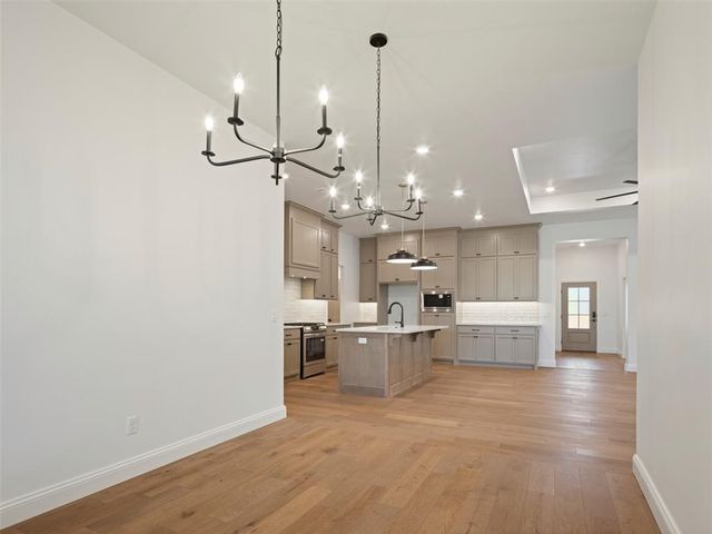 16309 Blackberry Farm Road, Oklahoma City, OK 73013