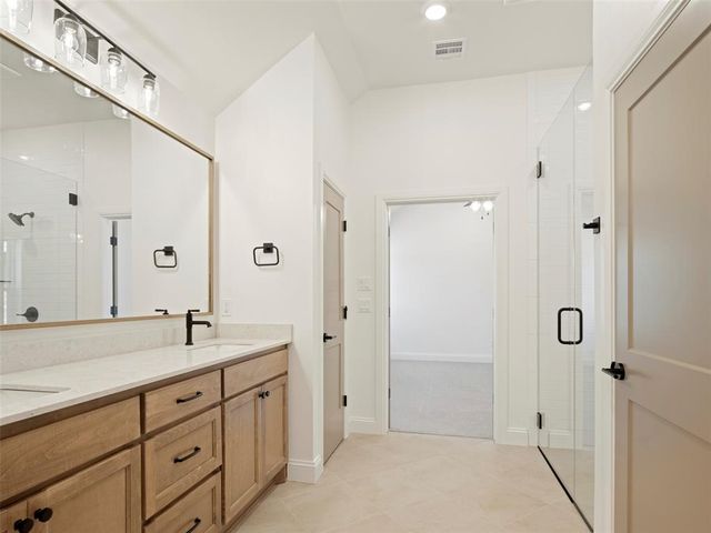 16309 Blackberry Farm Road, Oklahoma City, OK 73013