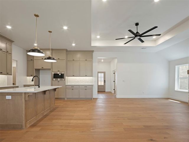 16309 Blackberry Farm Road, Oklahoma City, OK 73013