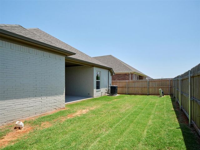 16309 Blackberry Farm Road, Oklahoma City, OK 73013