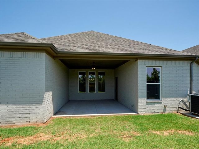 16309 Blackberry Farm Road, Oklahoma City, OK 73013