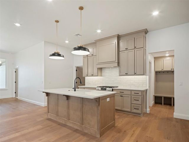 16309 Blackberry Farm Road, Oklahoma City, OK 73013