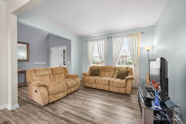 2046 Hearthstone Avenue, Yorkville, IL 60560