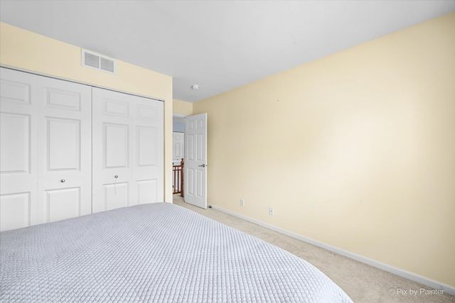 2046 Hearthstone Avenue, Yorkville, IL 60560