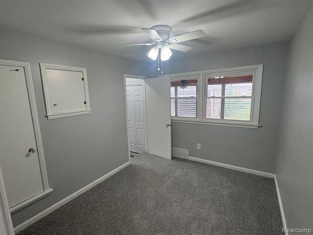 15044 Oceana Avenue, Allen Park, MI 48101