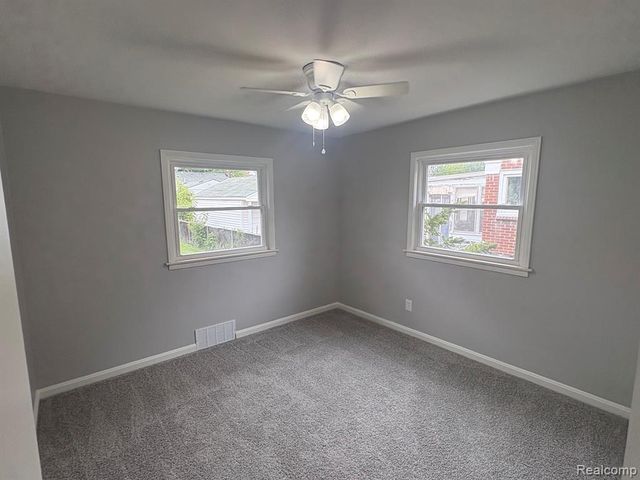 15044 Oceana Avenue, Allen Park, MI 48101