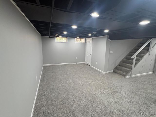 15044 Oceana Avenue, Allen Park, MI 48101