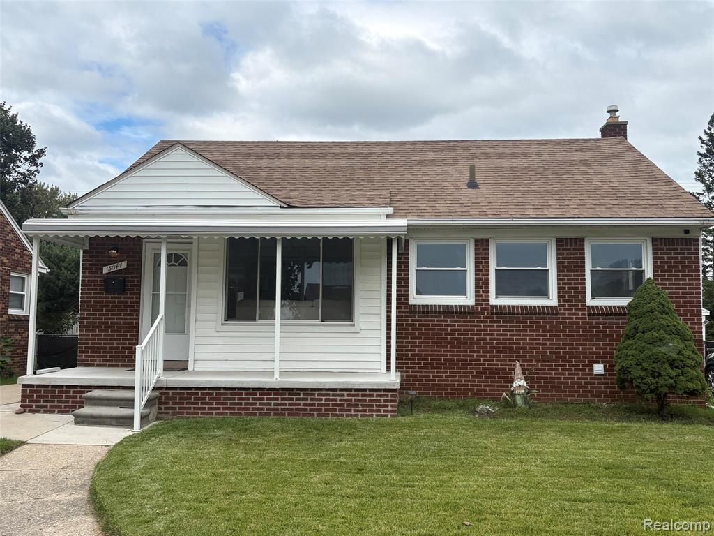 15044 Oceana Avenue, Allen Park, MI 48101