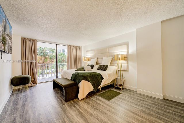 210 174th Street 312, Sunny Isles Beach, FL 33160
