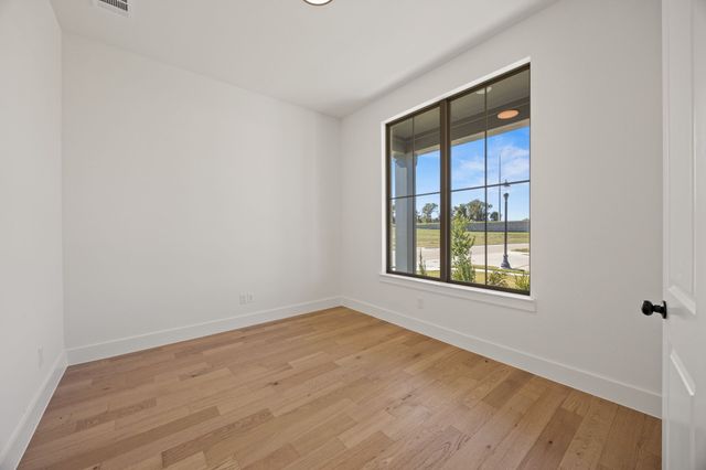 10021 Cresent Drive, Providence Village, TX 76227