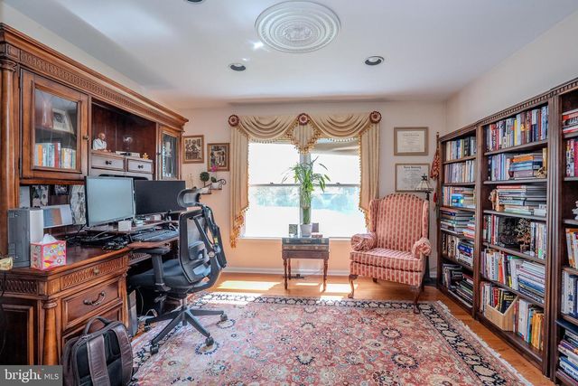 23 E KINCAID DR, West Windsor, NJ 08550