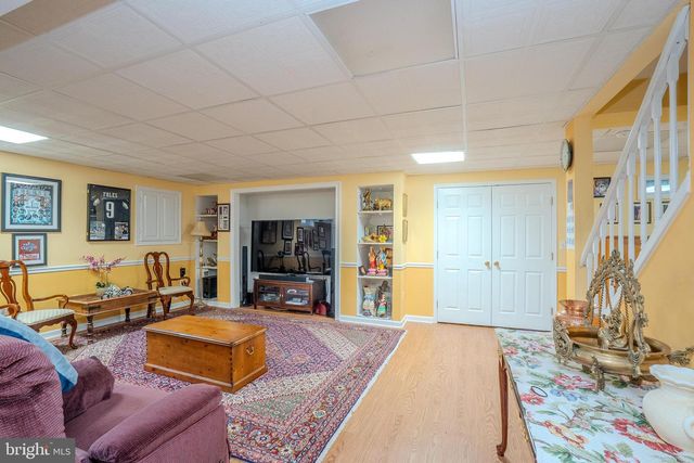 23 E KINCAID DR, West Windsor, NJ 08550