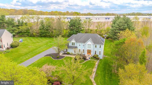 23 E KINCAID DR, West Windsor, NJ 08550