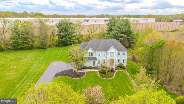 23 E KINCAID DR, West Windsor, NJ 08550